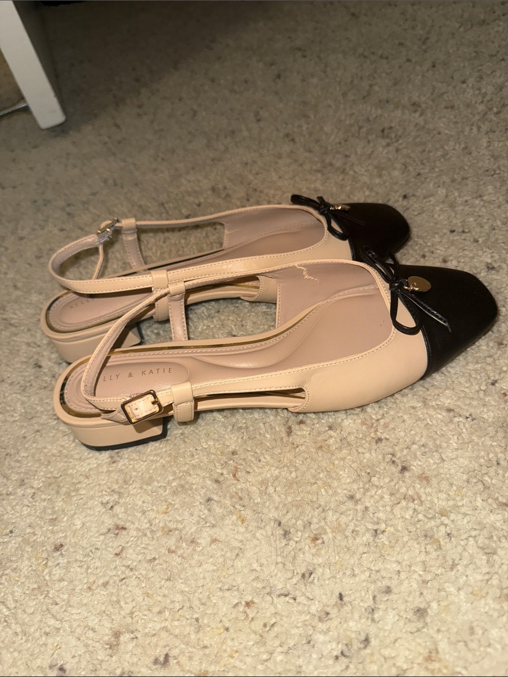 Kelly & Katie Two-Tone Black and Nude Umal Flat